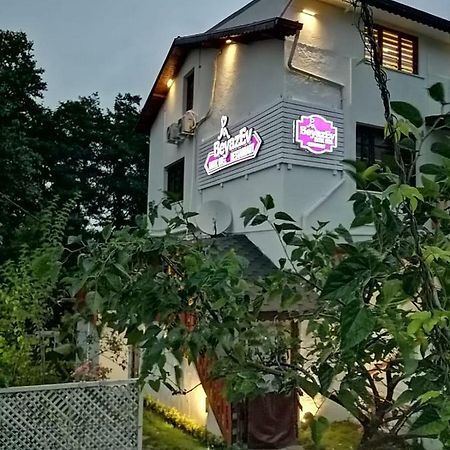 Beyaz Ev Butik Otel Masukiye โคจาเอลี ภายนอก รูปภาพ