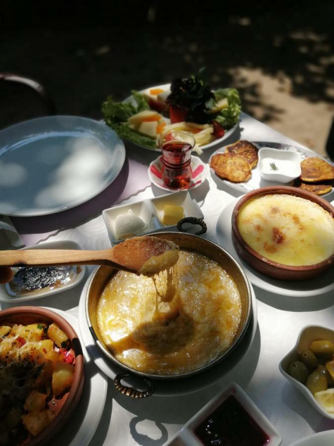 Beyaz Ev Butik Otel Masukiye โคจาเอลี ภายนอก รูปภาพ