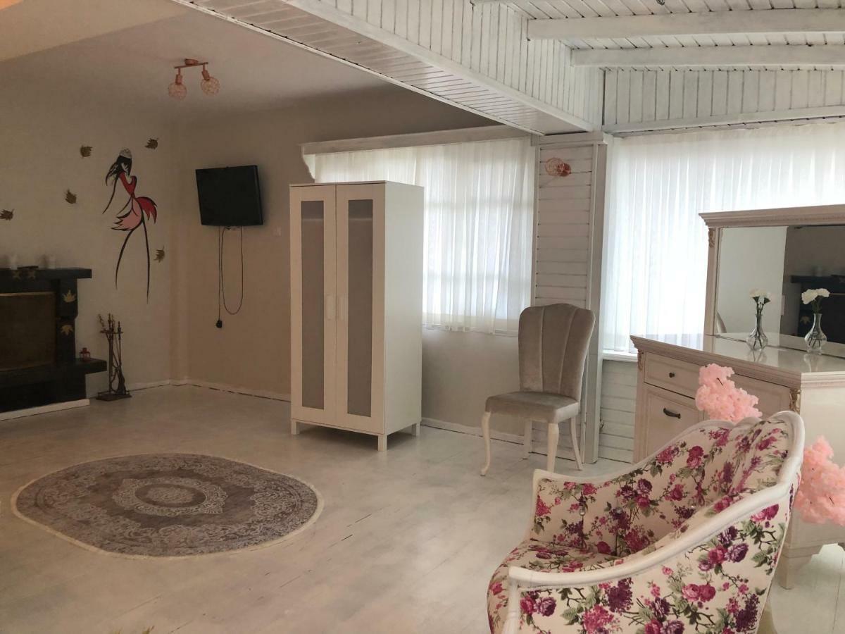 Beyaz Ev Butik Otel Masukiye โคจาเอลี ภายนอก รูปภาพ