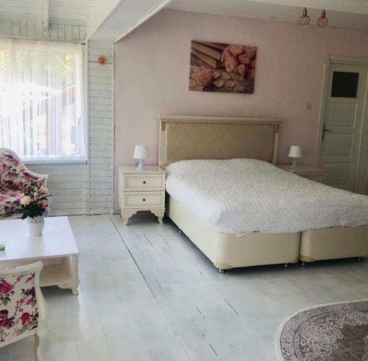 Beyaz Ev Butik Otel Masukiye โคจาเอลี ภายนอก รูปภาพ