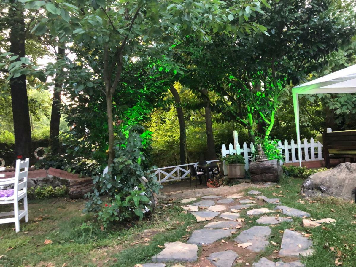 Beyaz Ev Butik Otel Masukiye โคจาเอลี ภายนอก รูปภาพ